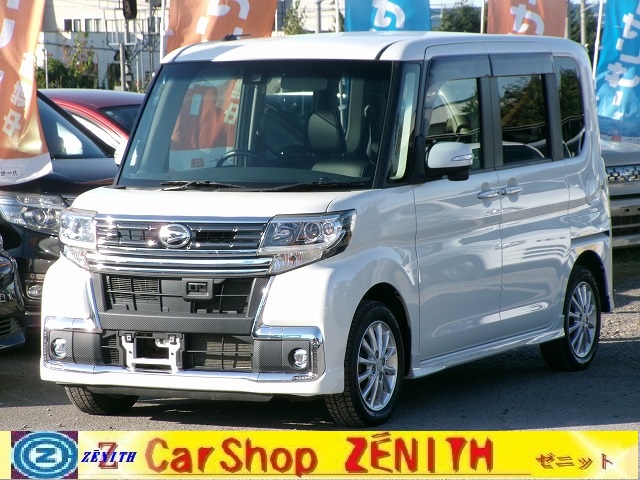 タントカスタム　4WD(正面)