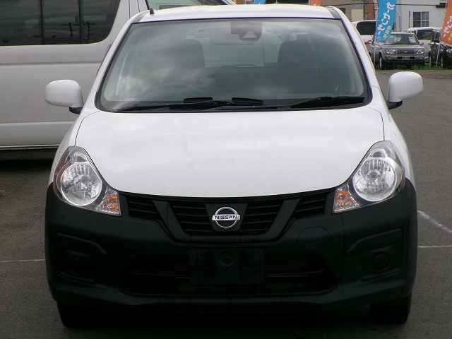 NV150AD　4WD(外装:前)
