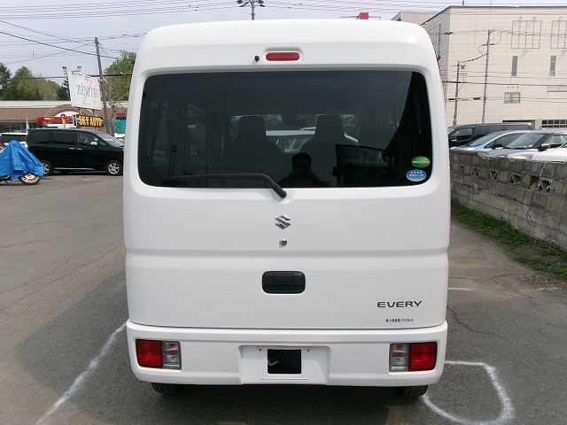 エブリィ　4WD　5AGS車(外装:横2)