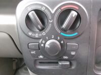 エブリィ　4WD　5AGS車(フロントシート)