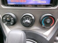 ラクティス　4WD(内装:天井)
