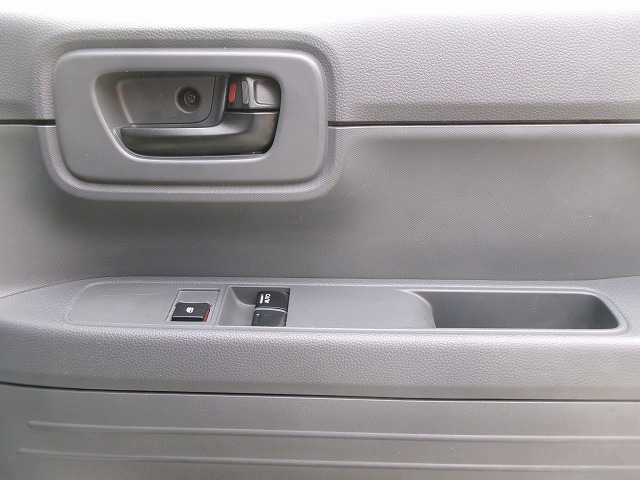 N-VAN　4WD(内装:シフト)