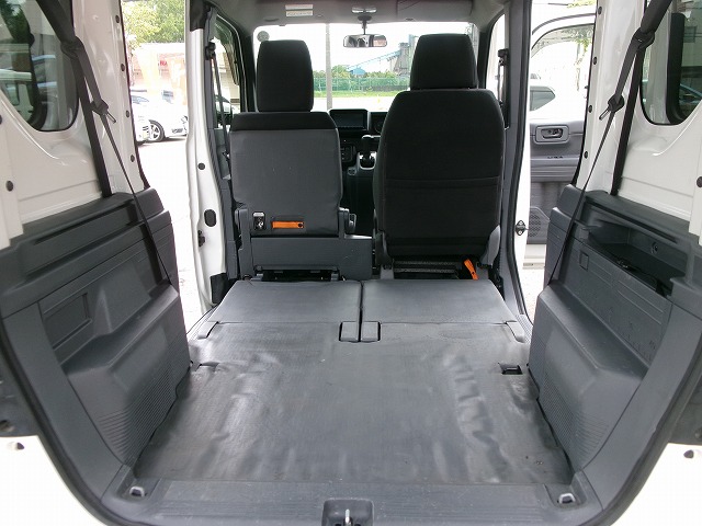 N-VAN　4WD(トランク)