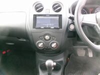 ノート　4WD(内装:シフト)