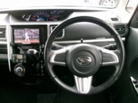 タントカスタム　4WD(外装:右前)