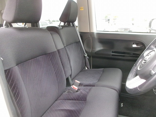 タントカスタム　4WD(外装:左前)