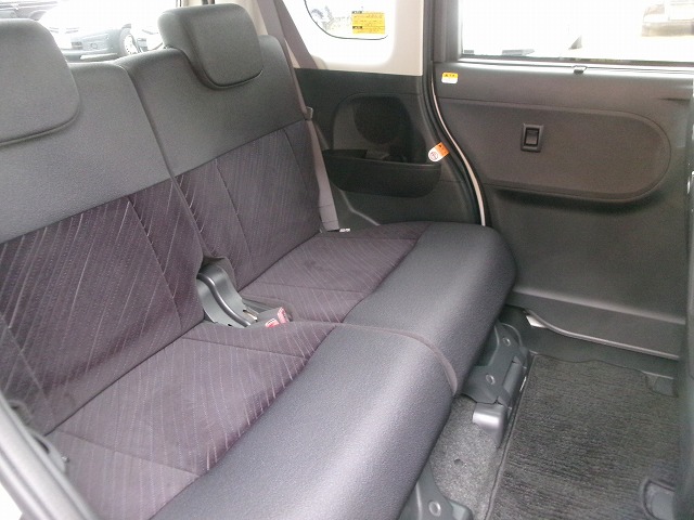 タントカスタム　4WD(外装:右後)