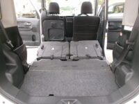 タントカスタム　4WD(ホイール:前)