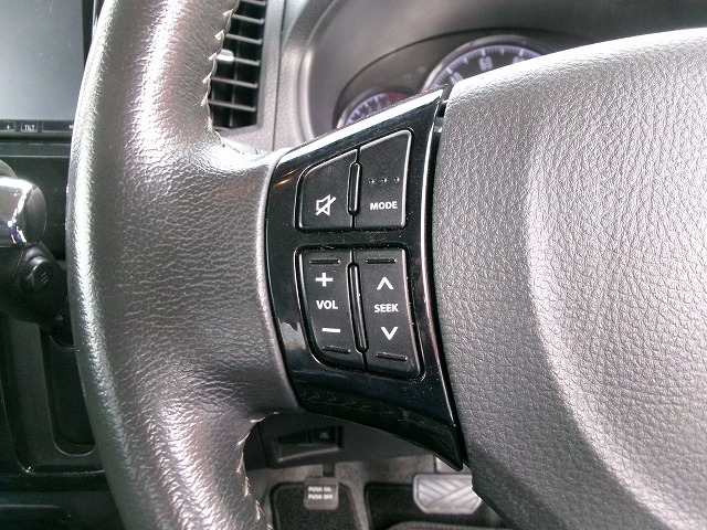 パレットSW　4WD(内装:天井)