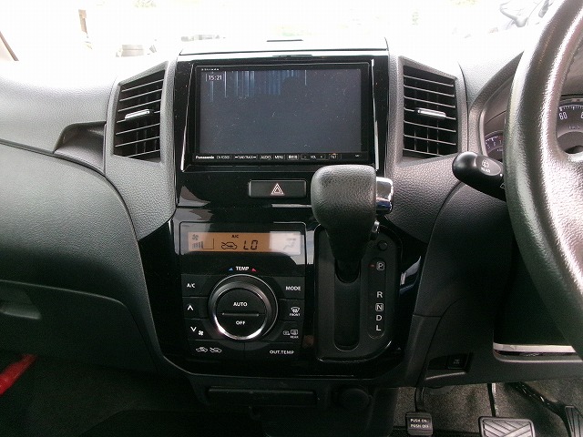 パレットSW　4WD(フロントシート)