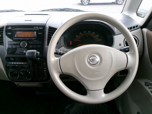 ルークス　4WD(外装:右前)