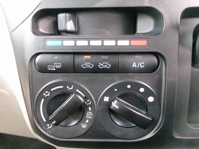 ルークス　4WD(リアシート)