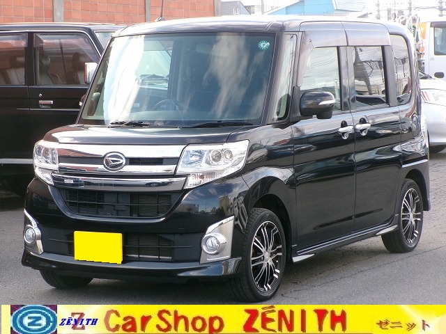 タントカスタム　4WD