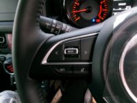 ジムニーノマド 4WD(内装:シフト)