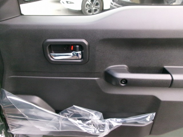 ジムニーノマド 4WD(インパネ全体)