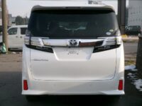 トヨタ　ヴェルファイア　4WD(外装:横2)