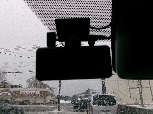 ヴォクシー　4WD(トランク)