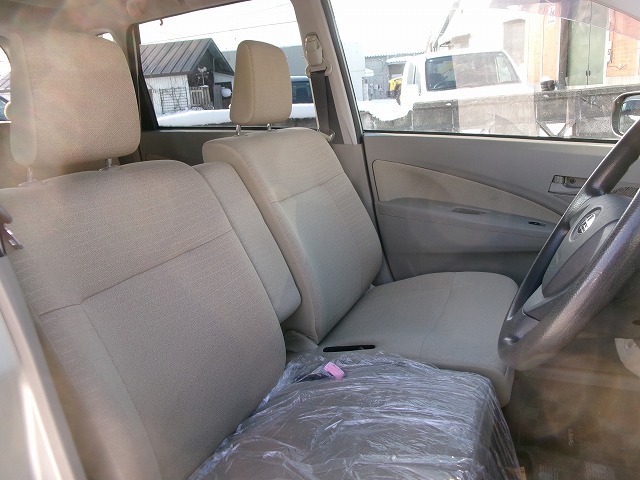 ステラ　4WD(外装:左前)