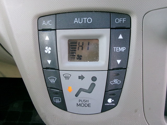 ステラ　4WD(フロントシート)