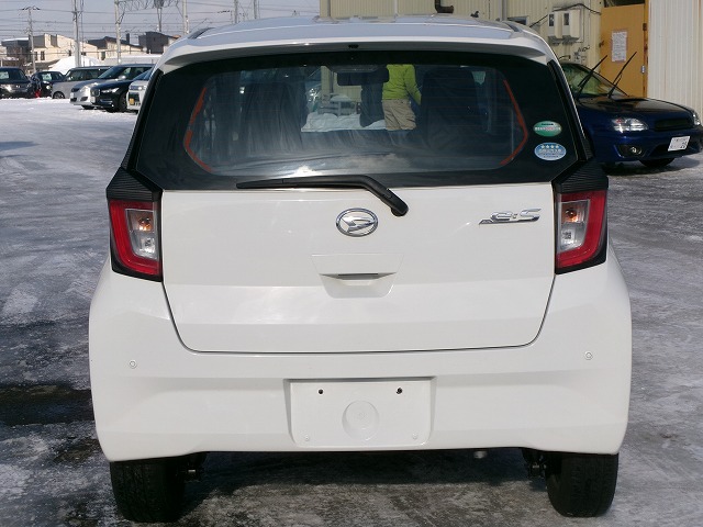 ミライース　4WD(外装:横2)