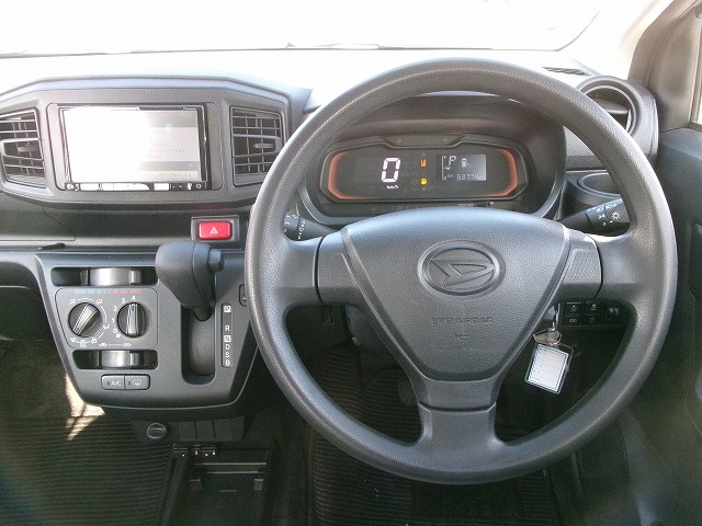 ミライース　4WD(外装:右前)