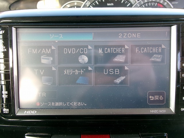 タント　4WD(フロントシート)